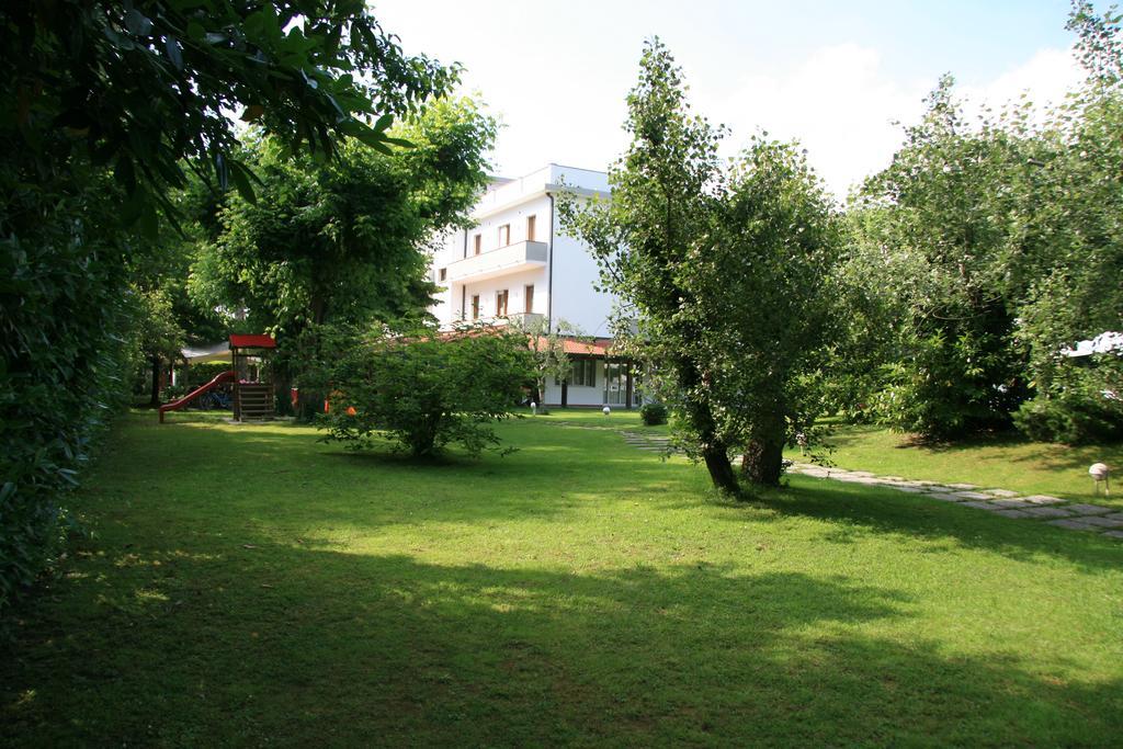 Hotel La Bussola Marina di Massa Ngoại thất bức ảnh