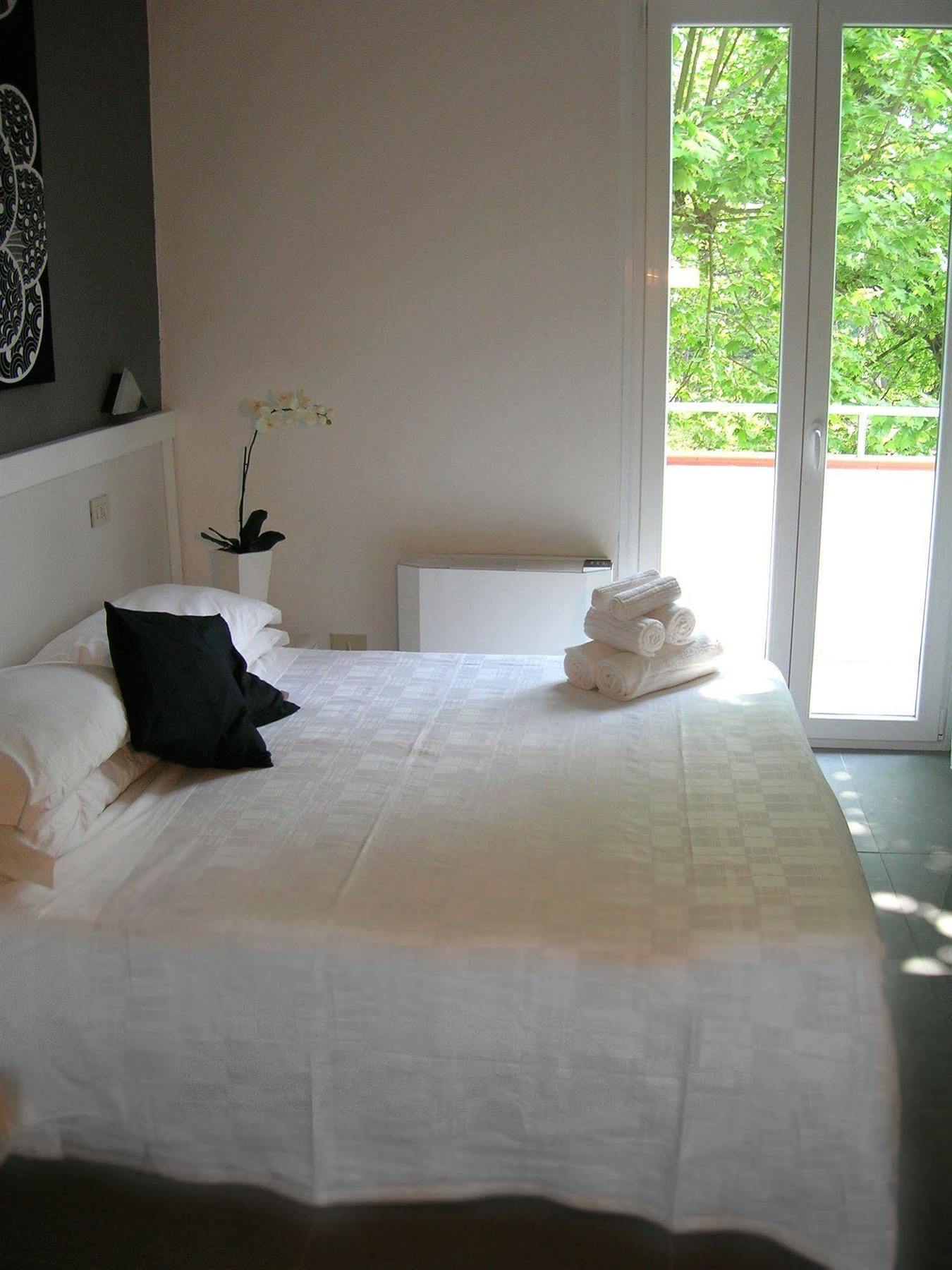Hotel La Bussola Marina di Massa Ngoại thất bức ảnh
