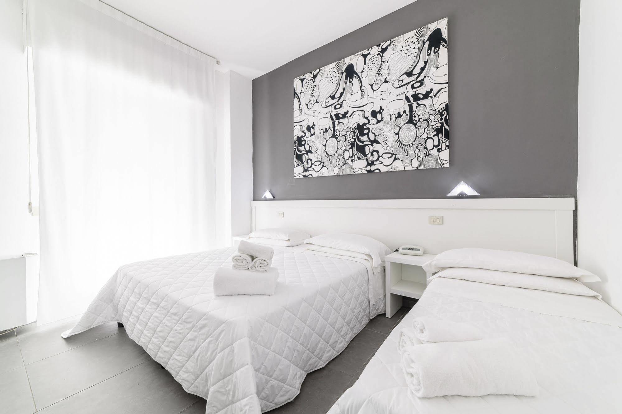 Hotel La Bussola Marina di Massa Ngoại thất bức ảnh